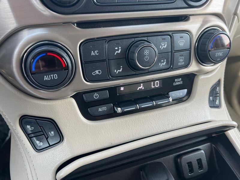 GMC Yukon XL 4WD 4dr Denali 2017