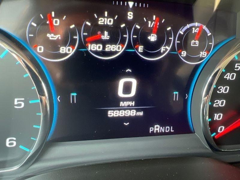 GMC Yukon XL 4WD 4dr Denali 2017