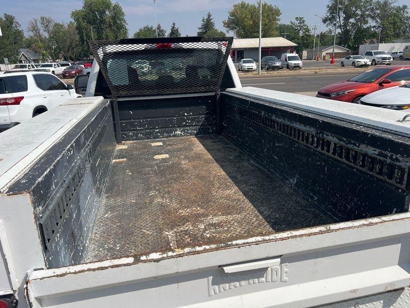 Ford Super Duty F-350 SRW Lariat 4WD SuperCab 168" WB 60" CA 2017