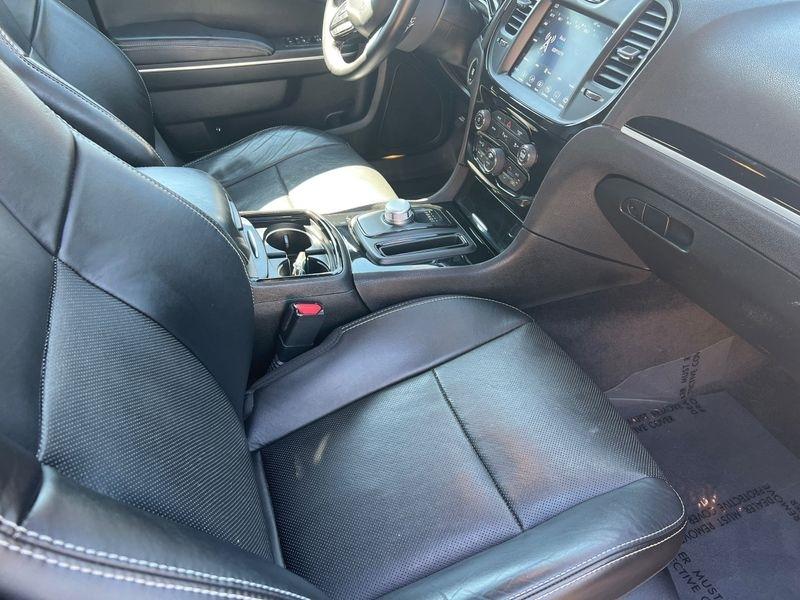 Chrysler 300 300S RWD 2018