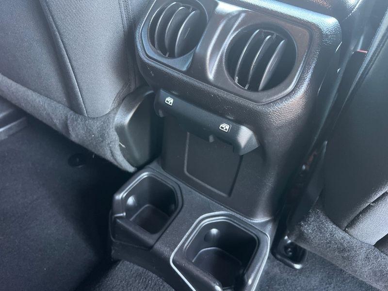 Jeep Wrangler Unlimited Sport S 4x4 2018