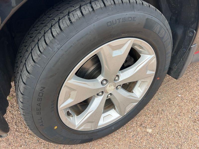 Subaru Forester 4dr CVT 2.5i Premium PZEV 2016