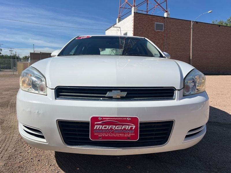 Chevrolet Impala 4dr Sdn LS 2010