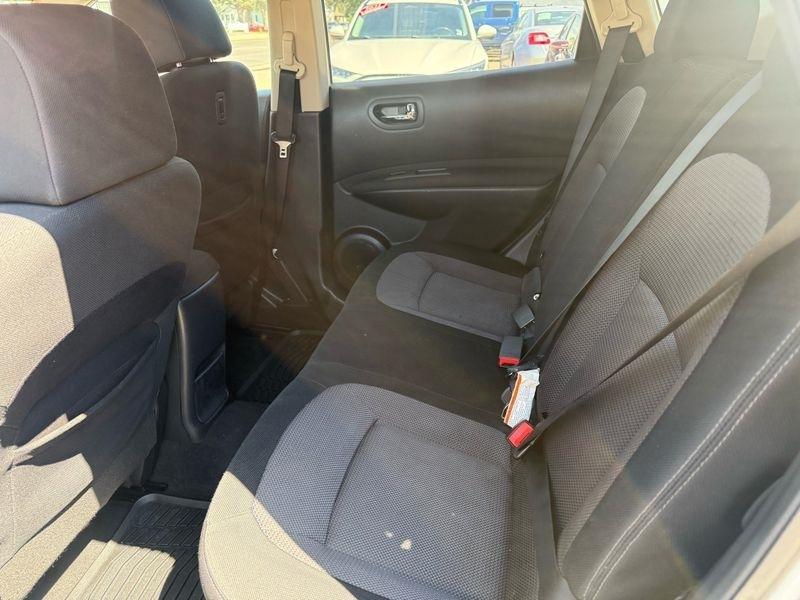 Nissan Rogue AWD 4dr SV 2011