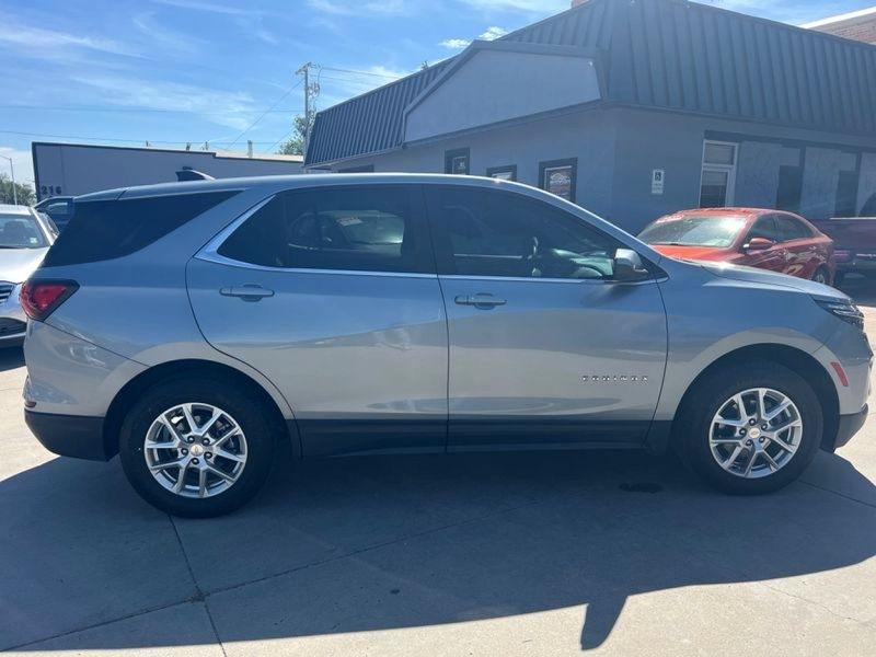 Chevrolet Equinox AWD 4dr LT w/1LT 2024