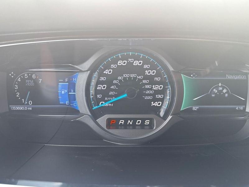 Ford Taurus Limited FWD 2019