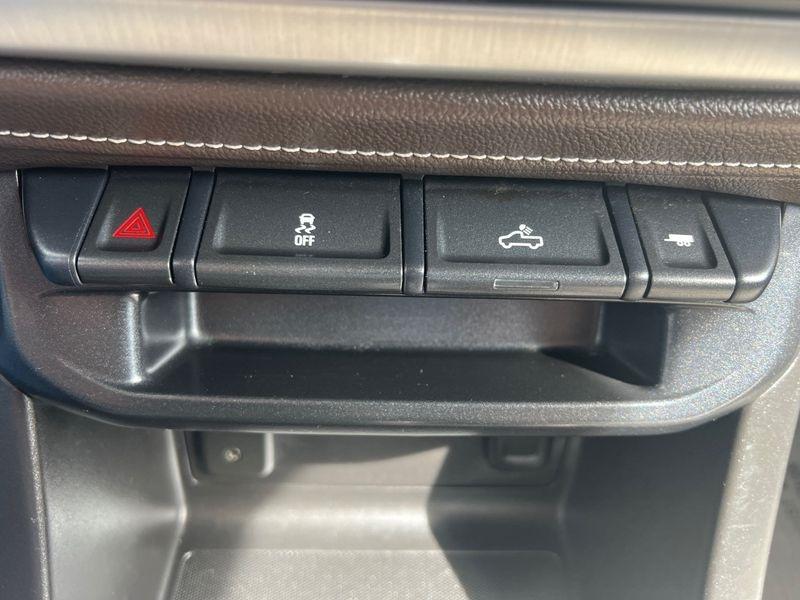GMC Canyon 4WD Crew Cab 128.3" SLE 2016