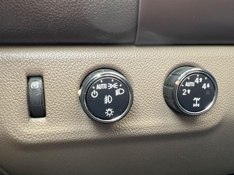 GMC Canyon 4WD Crew Cab 128.3" SLE 2016