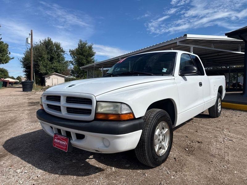 Dodge Dakota Club Cab 131" WB Sport 2001