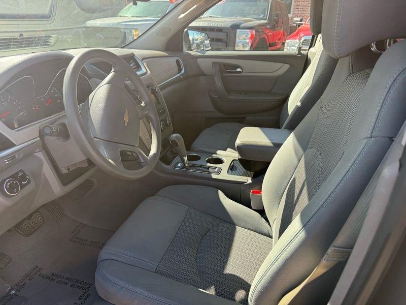 Chevrolet Traverse FWD 4dr LS w/1LS 2016
