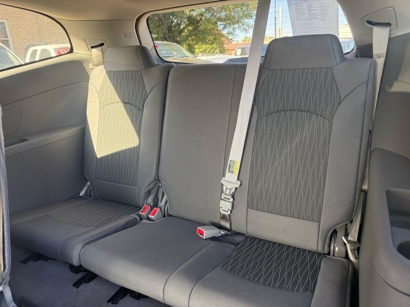 Chevrolet Traverse FWD 4dr LS w/1LS 2016