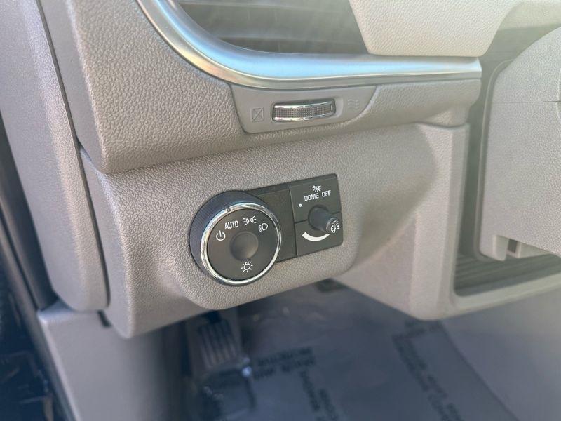 Chevrolet Traverse FWD 4dr LS w/1LS 2016