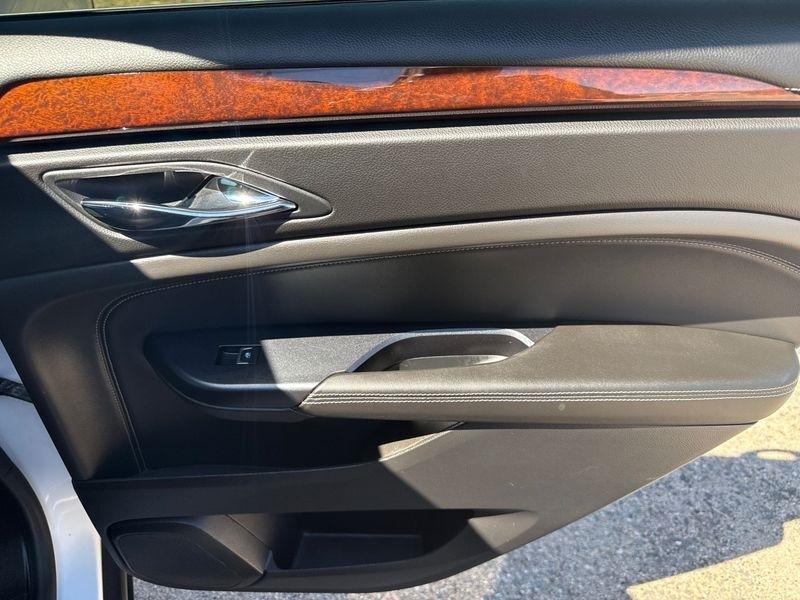 Cadillac SRX FWD 4dr Performance Collection 2016