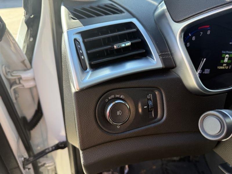 Cadillac SRX FWD 4dr Performance Collection 2016