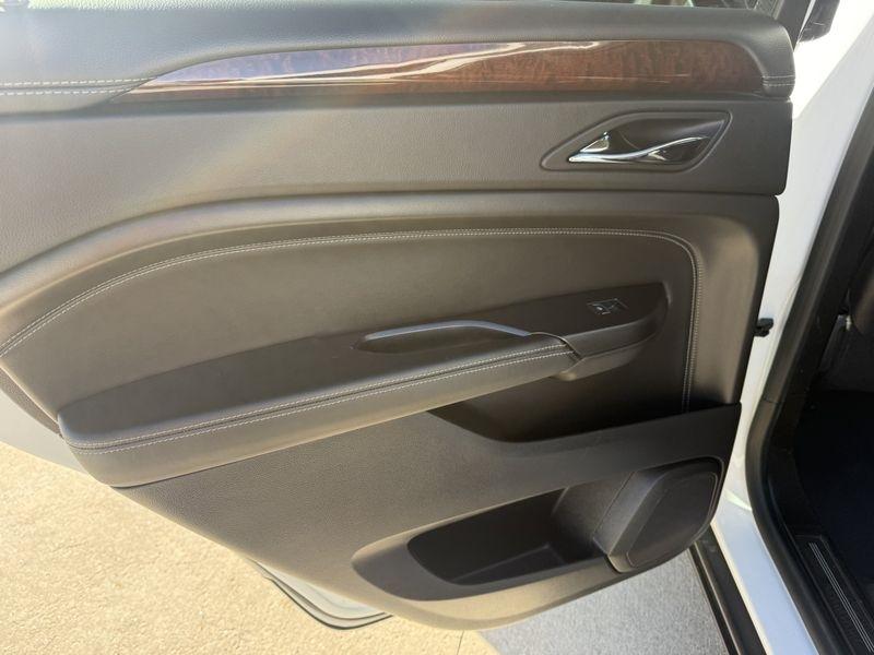 Cadillac SRX FWD 4dr Performance Collection 2016