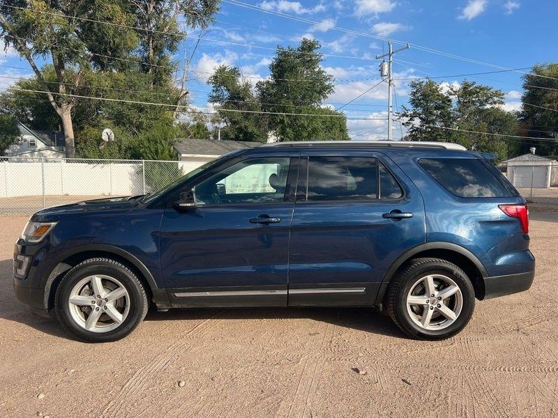 Ford Explorer XLT 4WD 2017