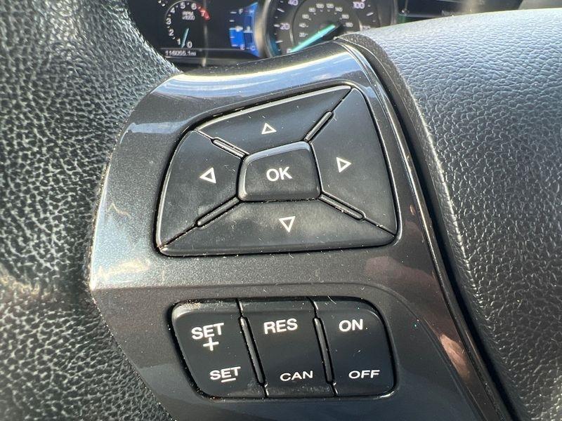Ford Explorer XLT 4WD 2017