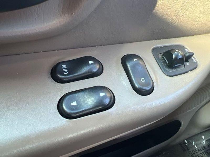 Ford F-150 Supercab 139" King Ranch 2002
