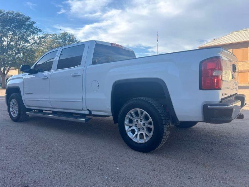 GMC Sierra 1500 4WD Crew Cab 153.0" SLE 2018