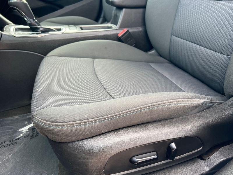 Chevrolet Cruze 4dr Sdn 1.4L LT w/1SD 2017