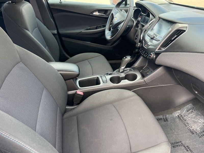 Chevrolet Cruze 4dr Sdn 1.4L LT w/1SD 2017
