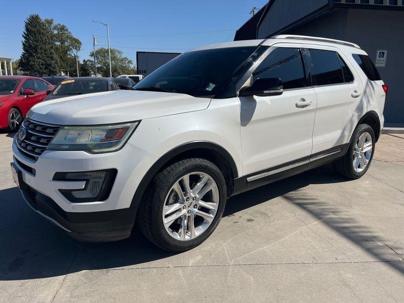 Ford Explorer XLT 4WD 2017
