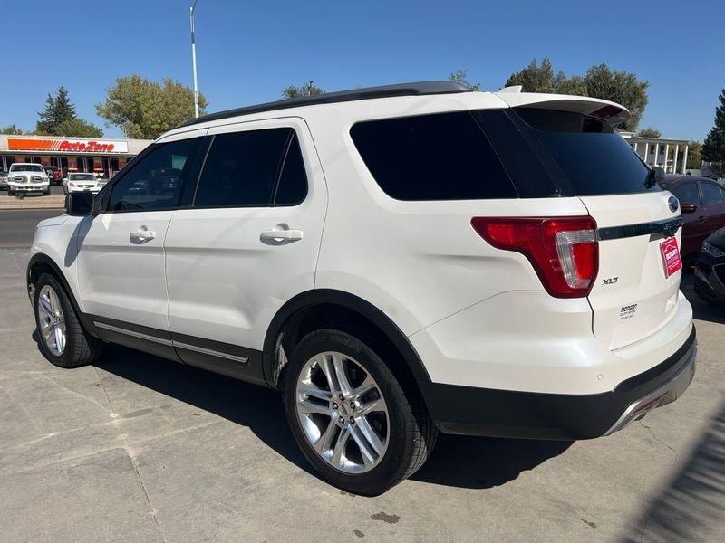 Ford Explorer XLT 4WD 2017