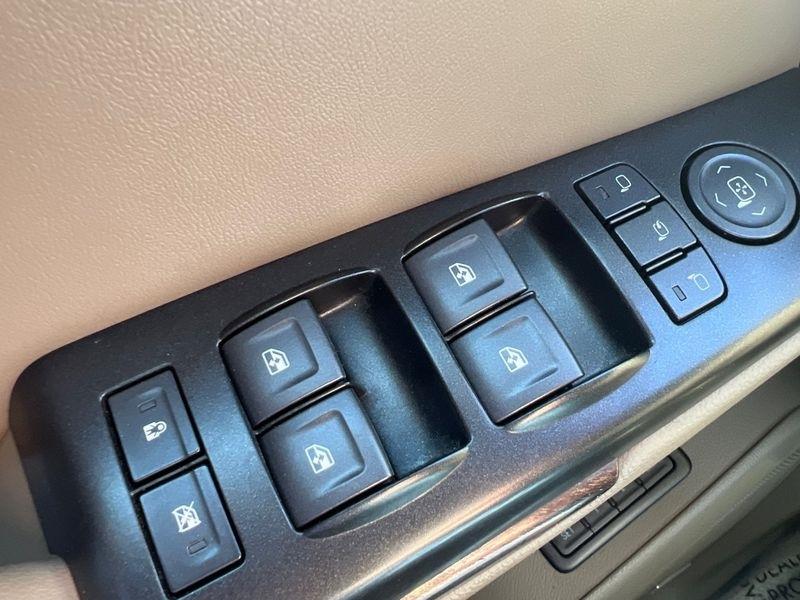 GMC Yukon 4WD 4dr SLT 2016