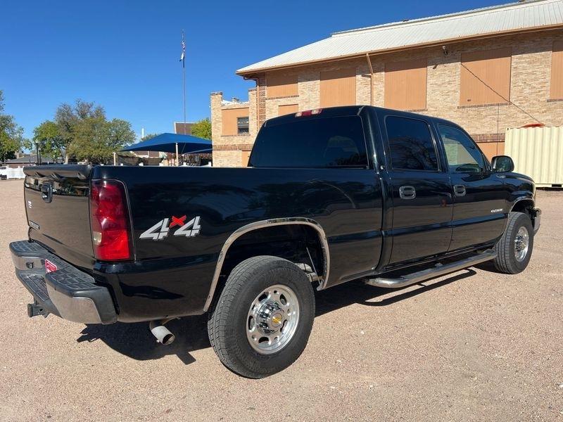 Chevrolet Silverado 1500HD Crew Cab 153.0" WB 4WD LT1 2006