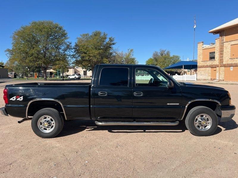 Chevrolet Silverado 1500HD Crew Cab 153.0" WB 4WD LT1 2006