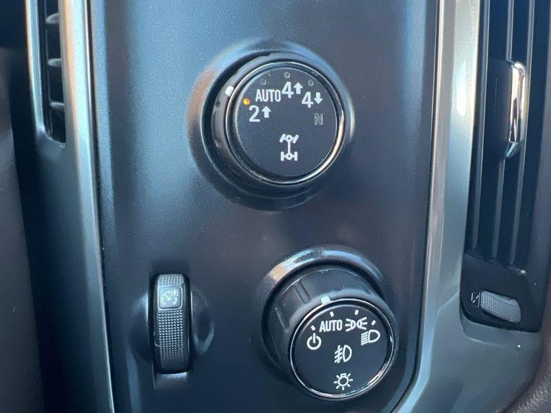 Chevrolet Silverado 1500 4WD Crew Cab 153.0" LT w/1LT 2018