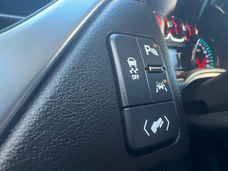 Chevrolet Suburban 4WD 4dr 1500 LT 2019