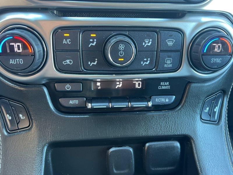 Chevrolet Suburban 4WD 4dr 1500 LT 2019