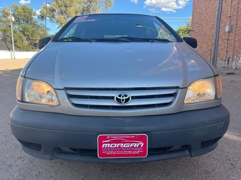 Toyota Sienna 5dr XLE (Natl) 2002