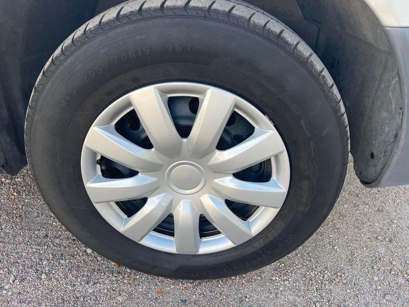 Toyota Sienna 5dr XLE (Natl) 2002