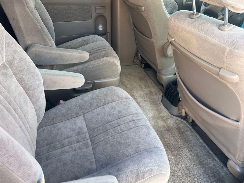 Toyota Sienna 5dr XLE (Natl) 2002