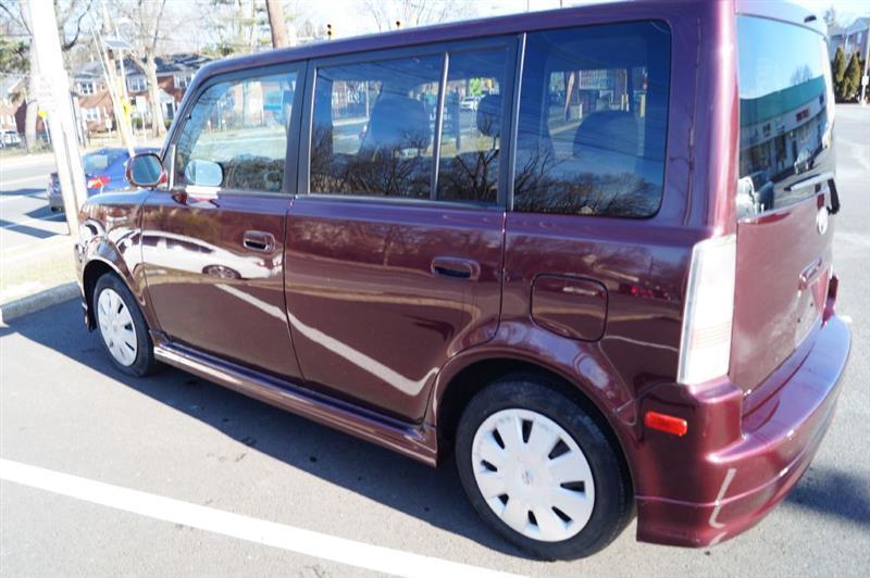 Scion xB Wagon 2006