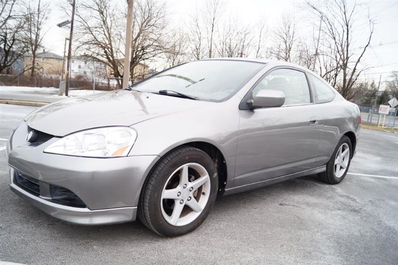 Acura RSX Coupe with 5-speed AT 2005