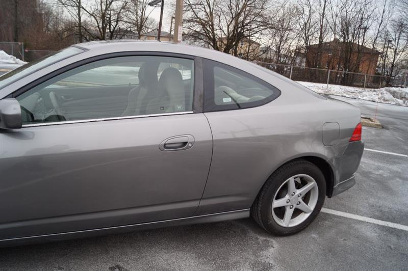 Acura RSX Coupe with 5-speed AT 2005