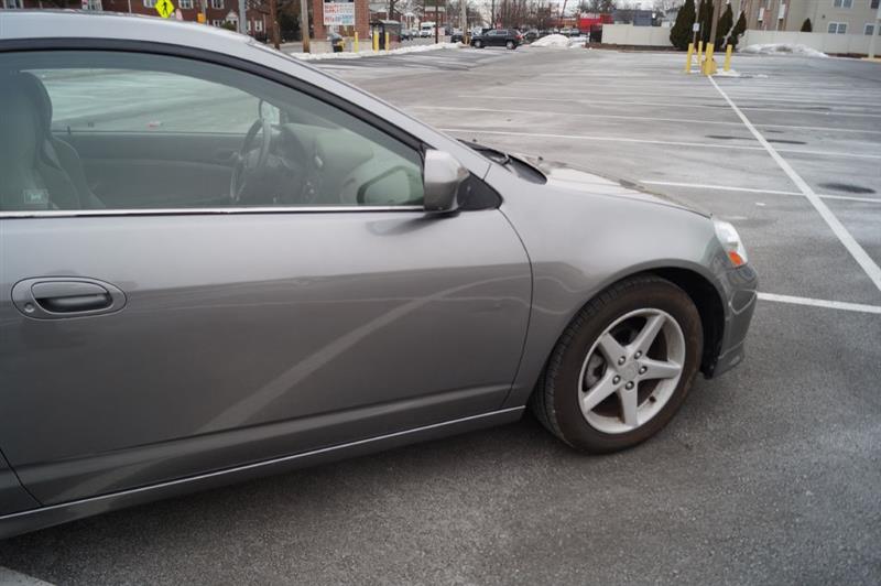 Acura RSX Coupe with 5-speed AT 2005