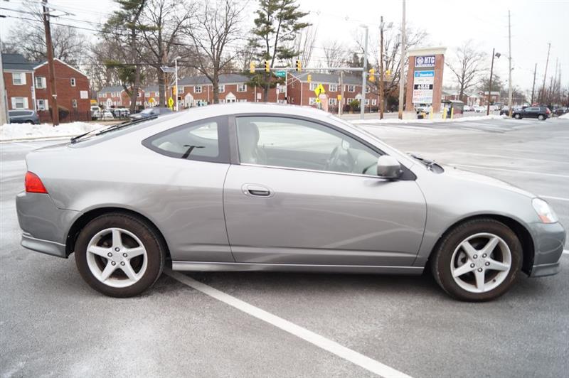 Acura RSX Coupe with 5-speed AT 2005