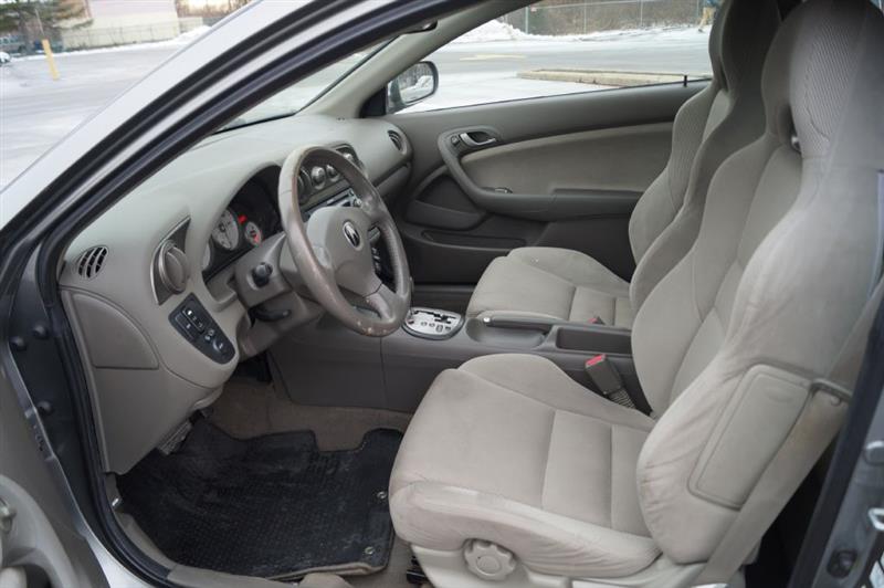 Acura RSX Coupe with 5-speed AT 2005