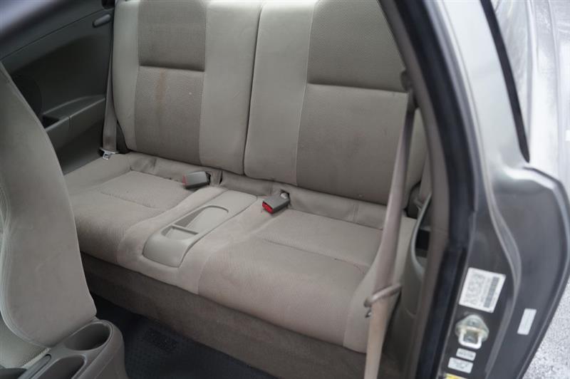 Acura RSX Coupe with 5-speed AT 2005