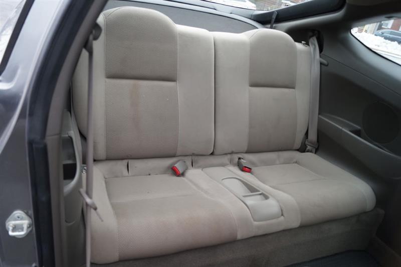 Acura RSX Coupe with 5-speed AT 2005