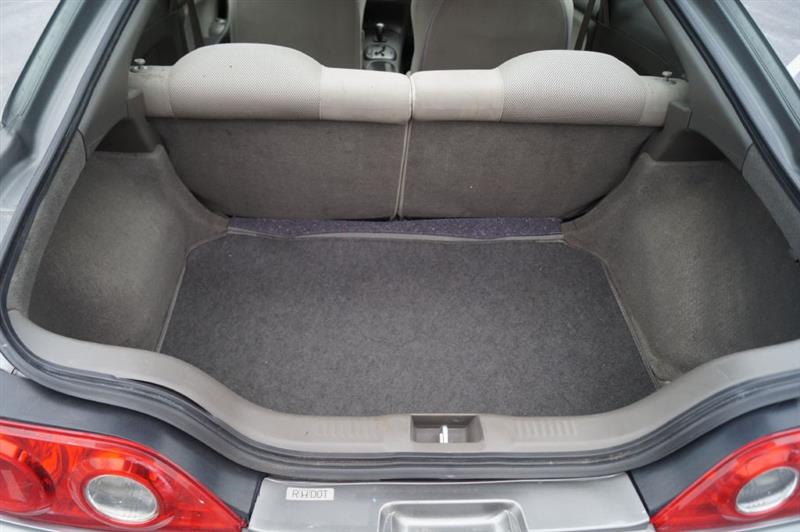 Acura RSX Coupe with 5-speed AT 2005