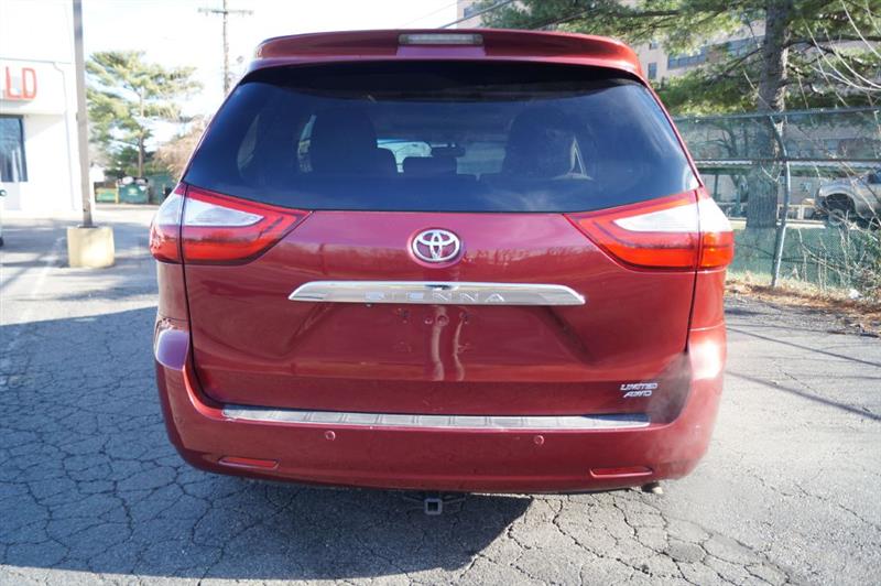 Toyota Sienna Limited AWD 7-Passenger V6 2015