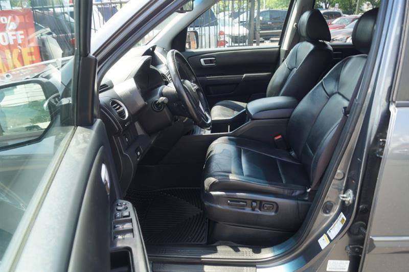 Honda Pilot EX-L 4WD 5-Spd AT 2012