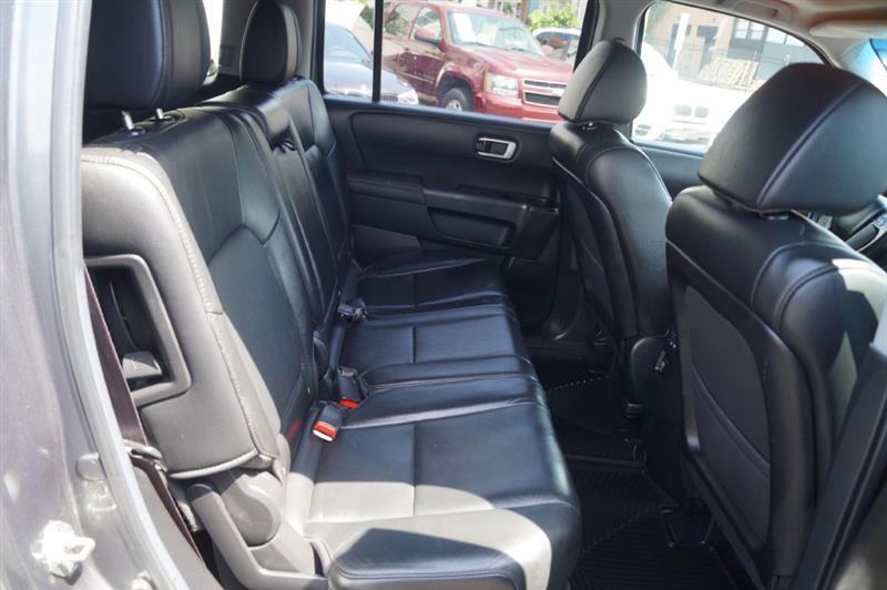 Honda Pilot EX-L 4WD 5-Spd AT 2012