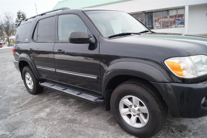 Toyota Sequoia SR5 4WD 2006