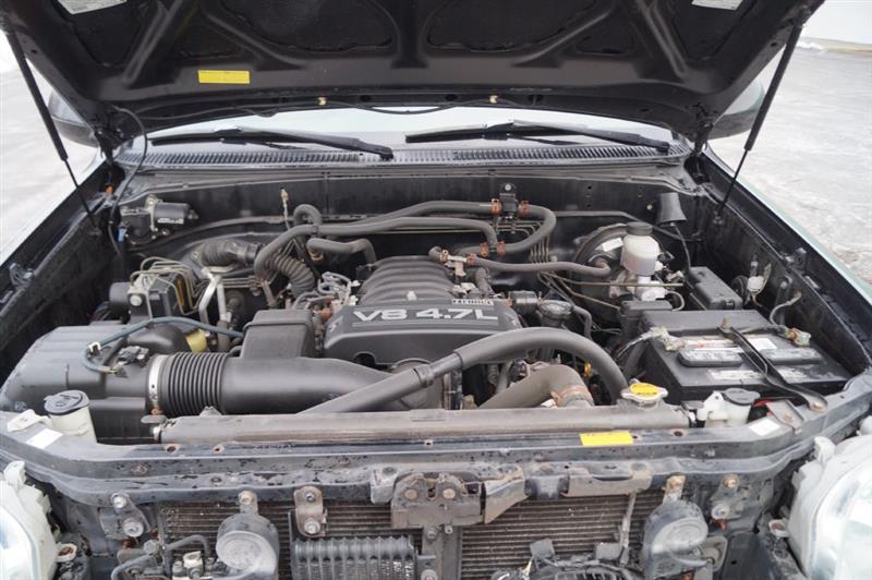 Toyota Sequoia SR5 4WD 2006